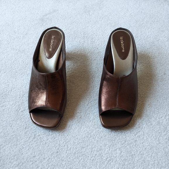 Liz Claiborne bronze leather slides/mules NEW size 8 - Picture 3 of 10